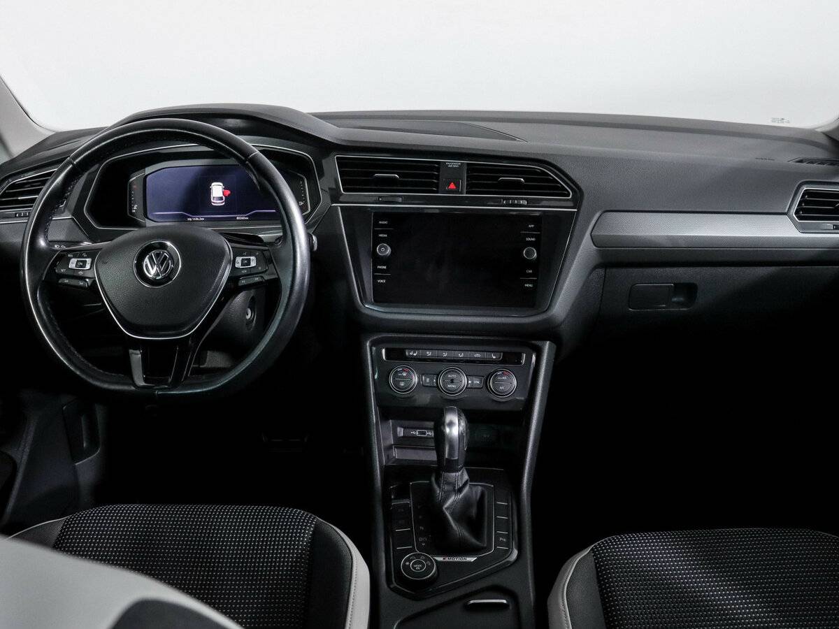 Volkswagen Tiguan II, 2020 Фото №10
