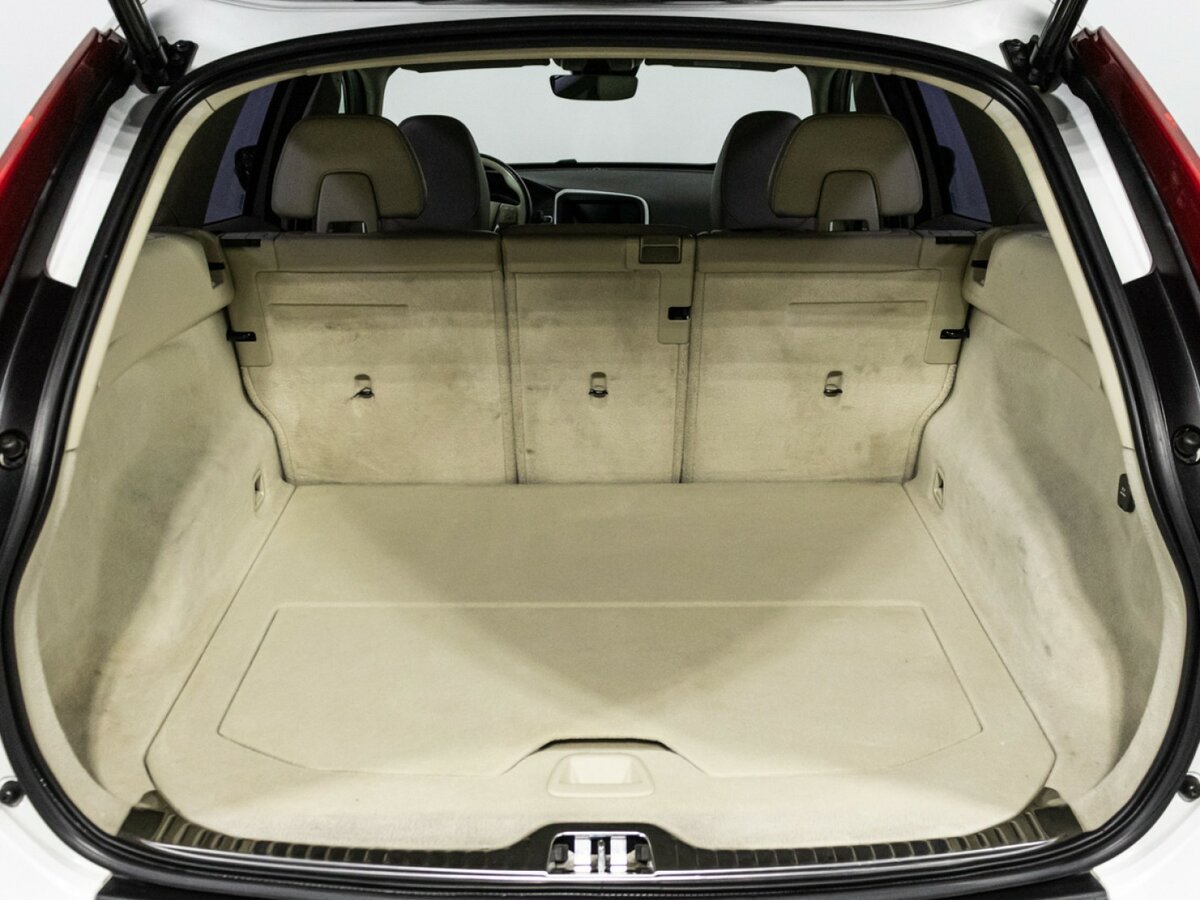 Volvo XC60 I Рестайлинг, 2016 Фото №18