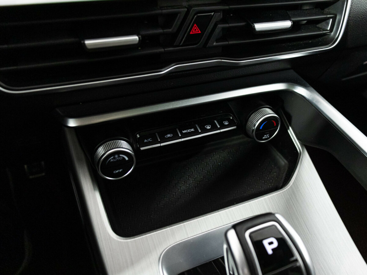 Geely Coolray I, 2021 Фото №17