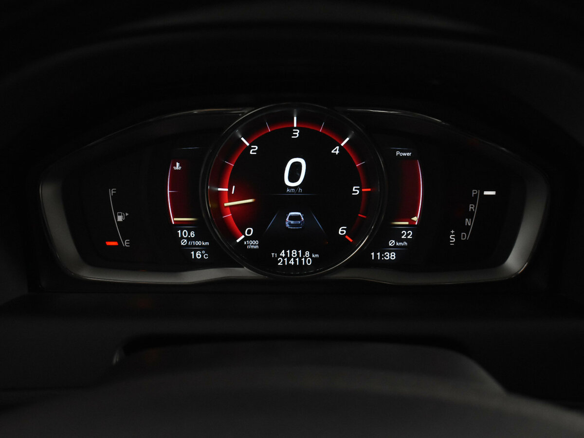 Volvo XC60 I Рестайлинг, 2015 Фото №18