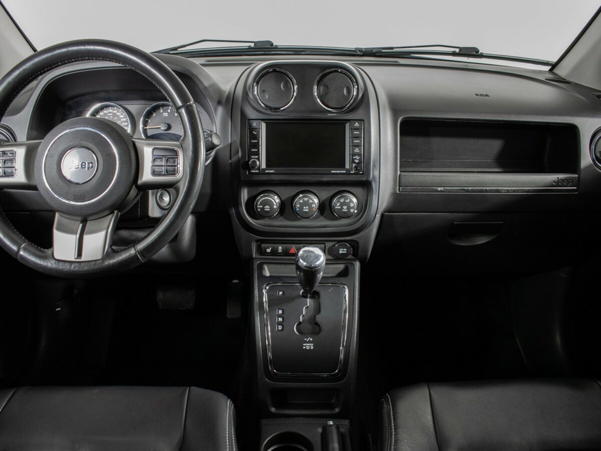 Jeep Compass I Рестайлинг, 2012 Фото №11