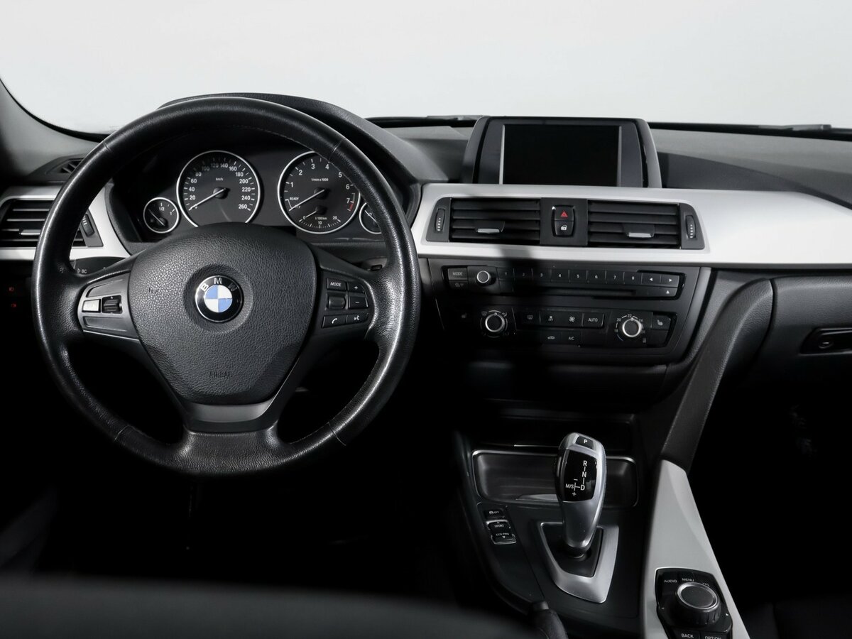 BMW 3 серии 320i VI (F3x), 2013 Фото №10