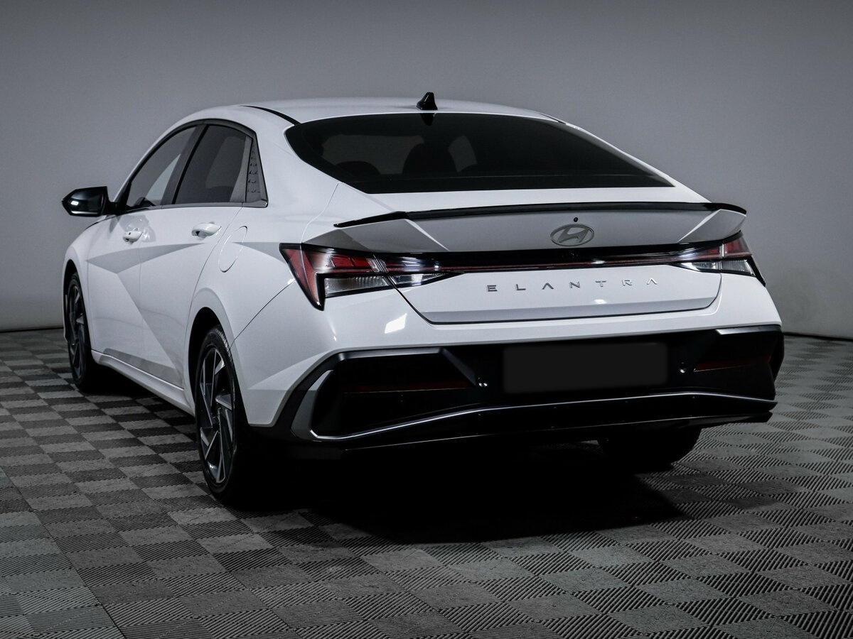 Hyundai Elantra VII (CN7) Рестайлинг, 2024 - 9 266 км. | Фото №6