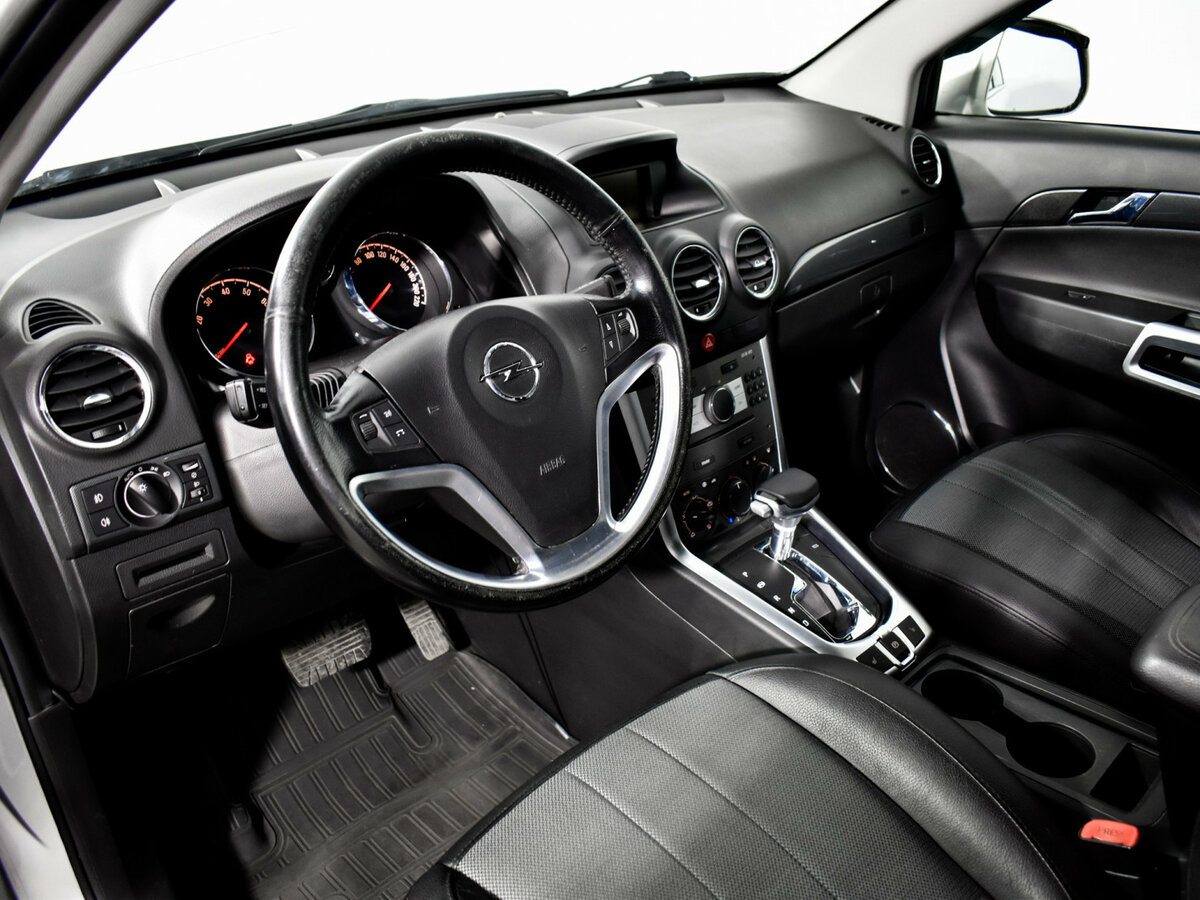 Opel Antara I Рестайлинг, 2013 Фото №9
