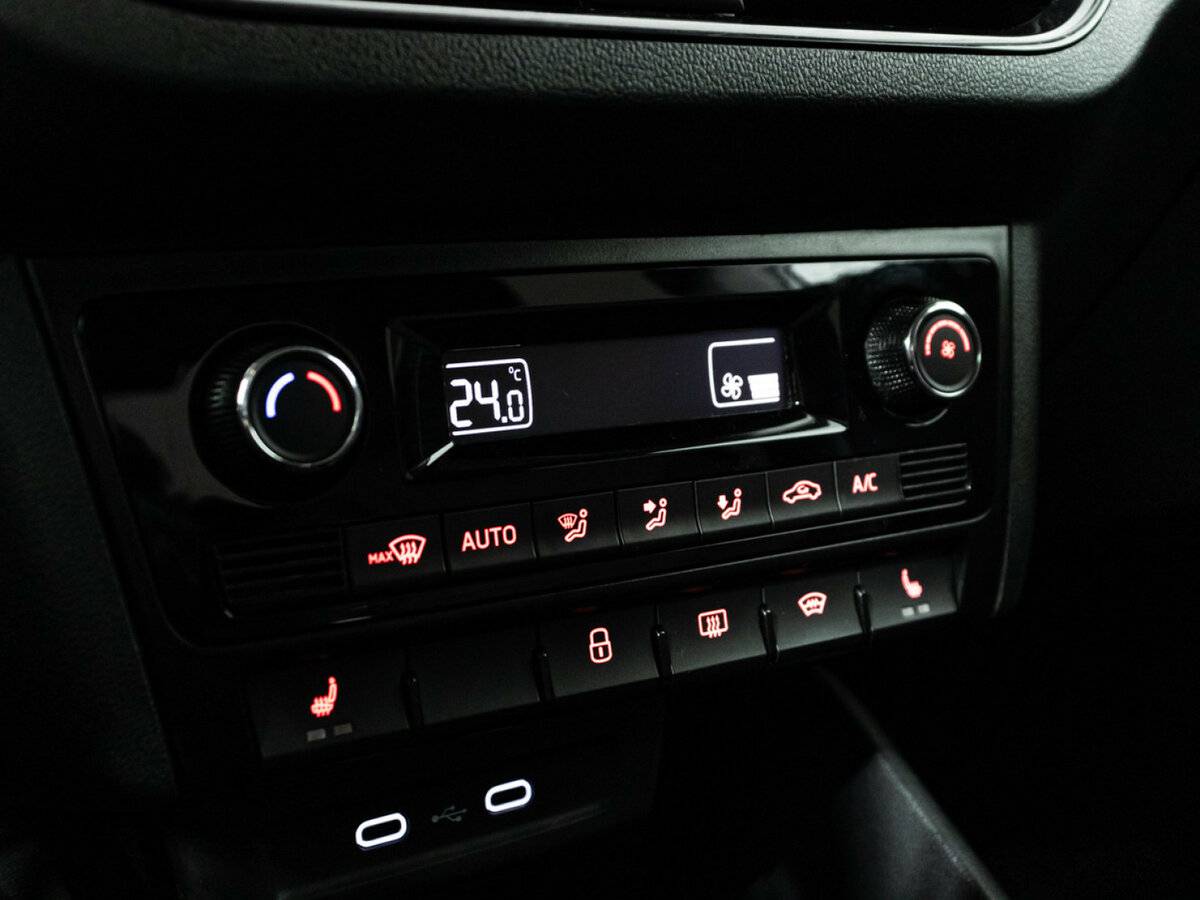 Volkswagen Polo VI, 2021 Фото №15