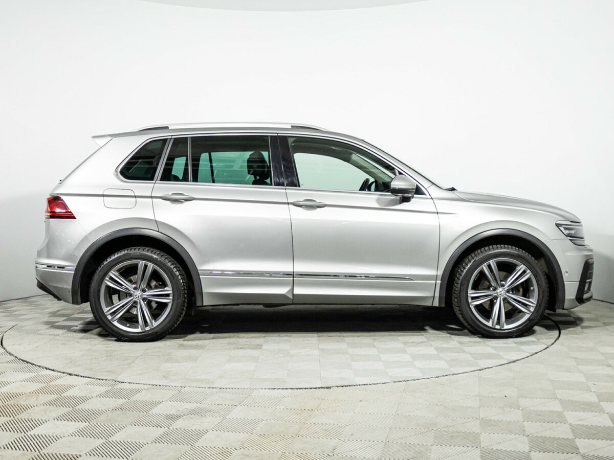 Volkswagen Tiguan II, 2018 - 152 619 км. | Фото №4