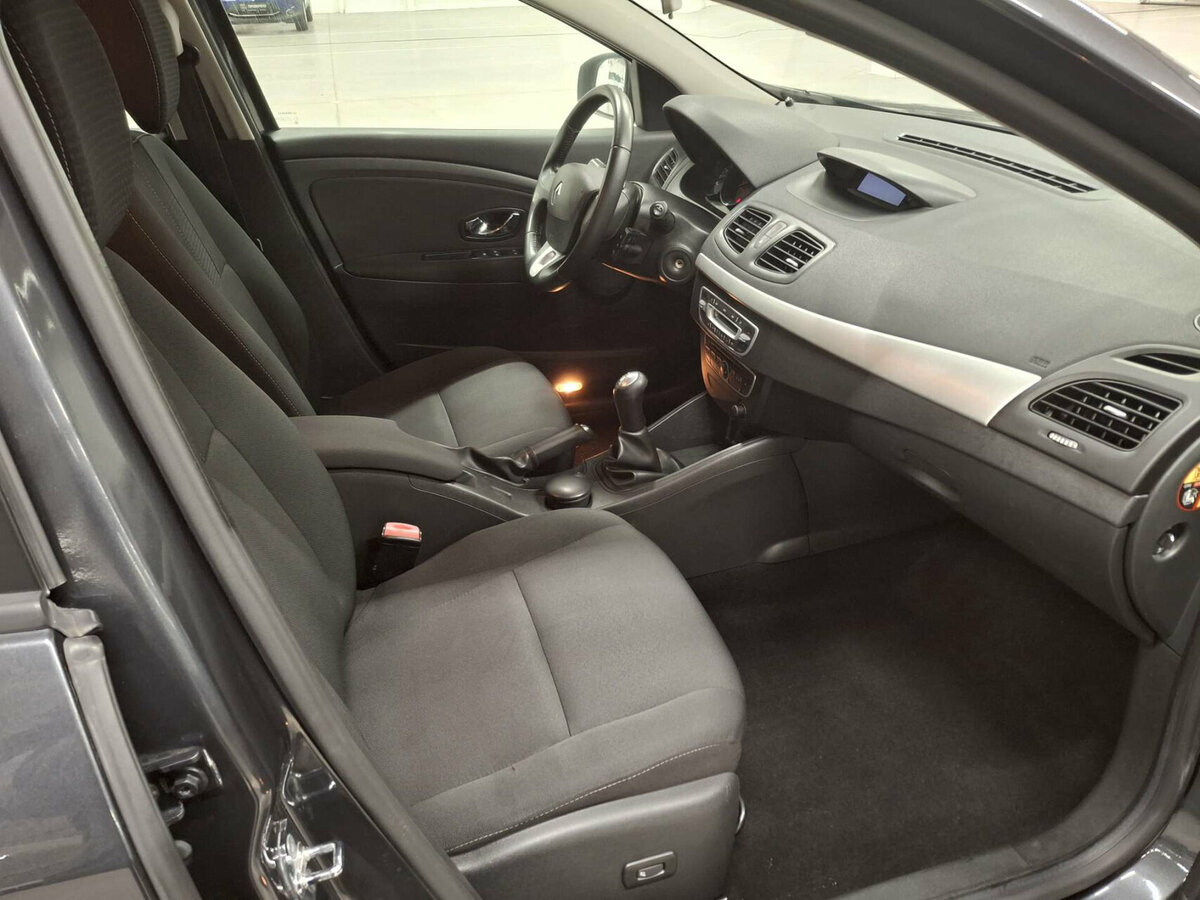 Renault Fluence I, 2012 Фото №11