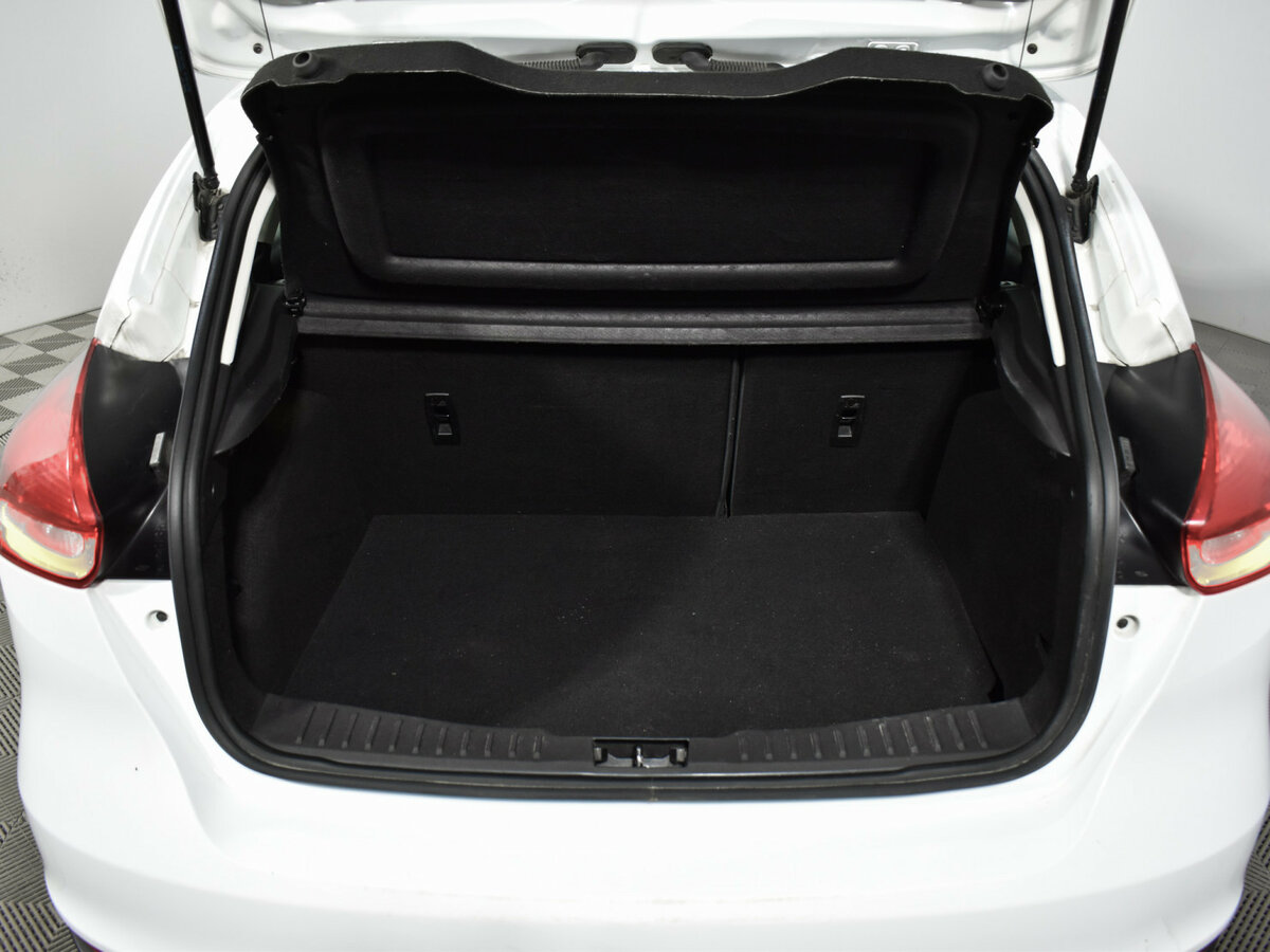 Ford Focus III Рестайлинг, 2017 Фото №16