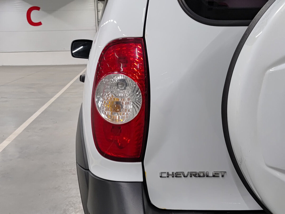 Chevrolet Niva I Рестайлинг, 2017 Фото №9