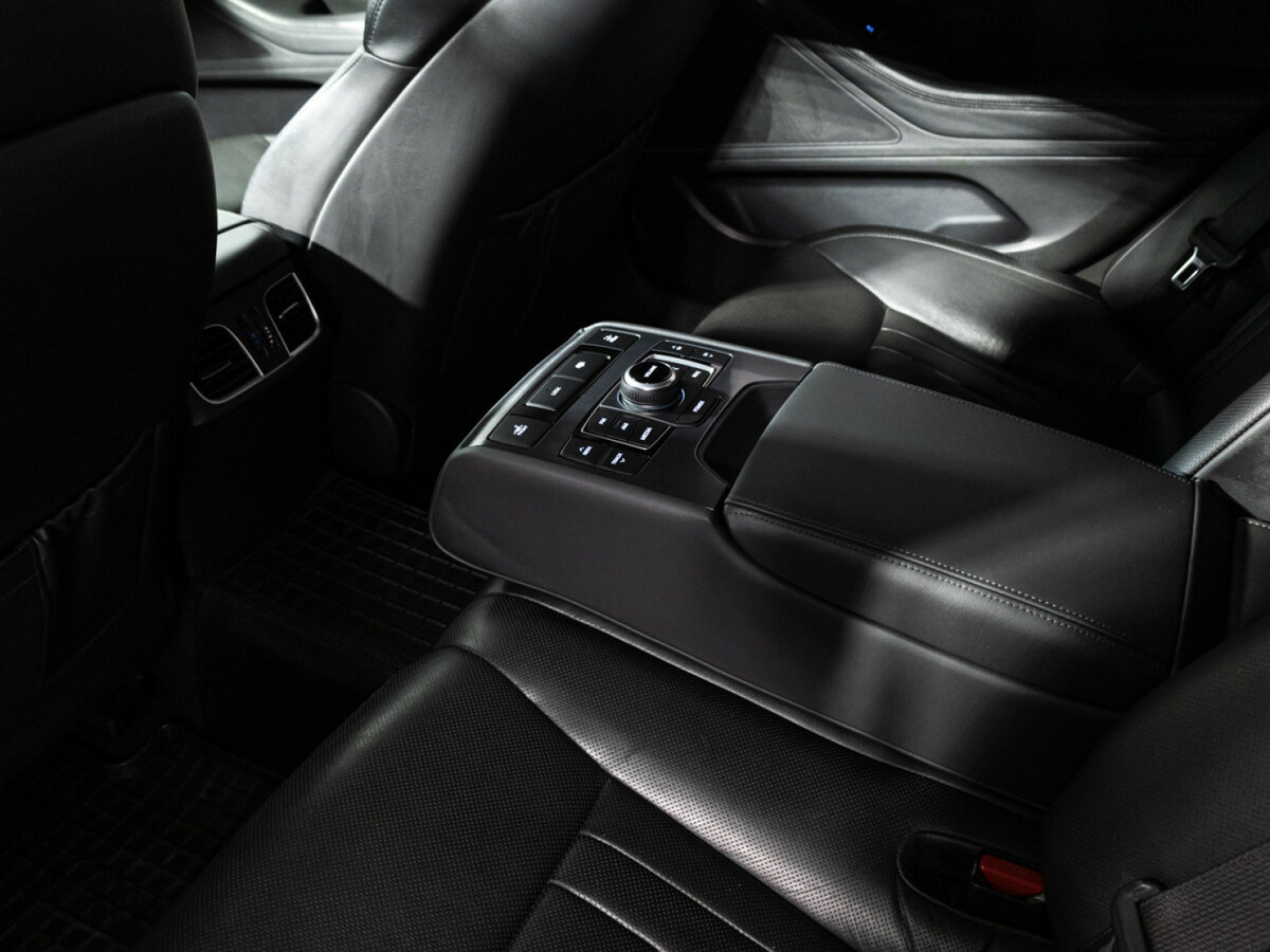 Hyundai Genesis II, 2015 Фото №17