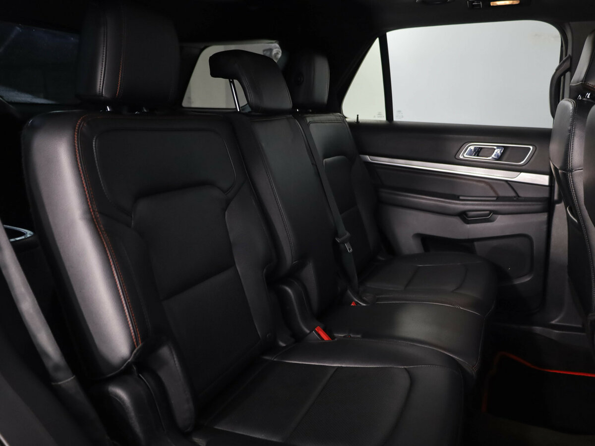 Ford Explorer V Рестайлинг, 2015 Фото №21