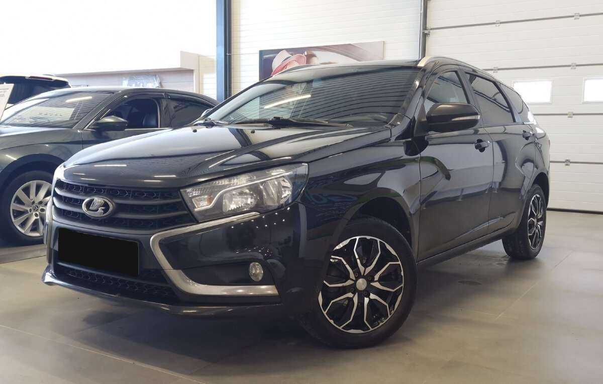Lada (ВАЗ) Vesta SW, 2020 - 60 420 км. | Фото №1